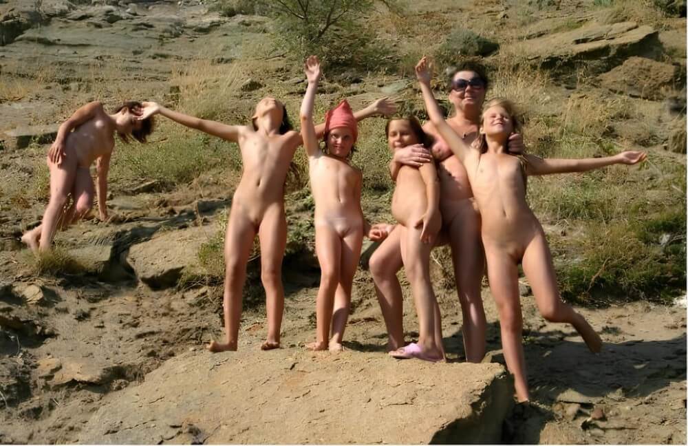 [NwDL] Nudism in a sunny day pics
