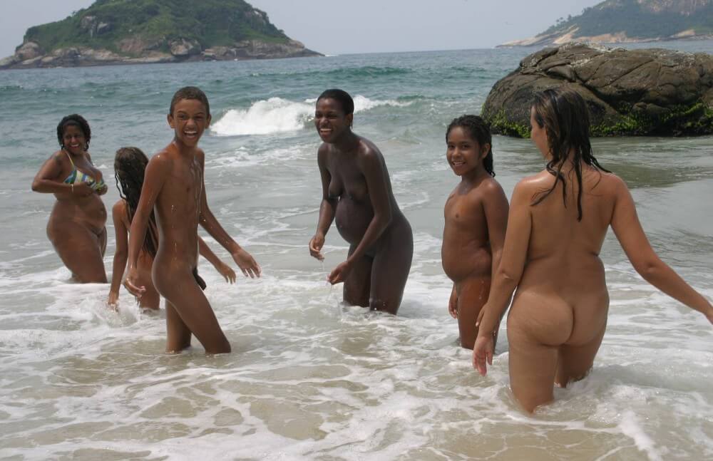 [NwDL] Brazils Endless Water Fun pics