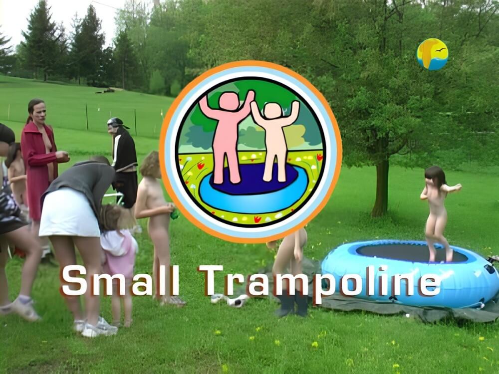 [NwDL] Naturist Freedom: Small Trampoline