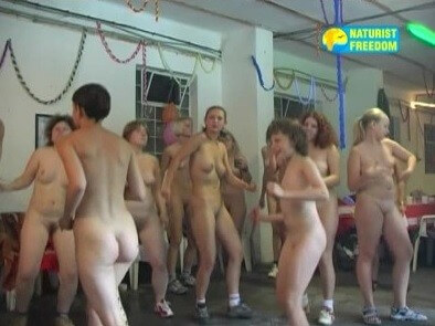 [NwDL] Naturist Freedom: Discotheque in a Cellar
