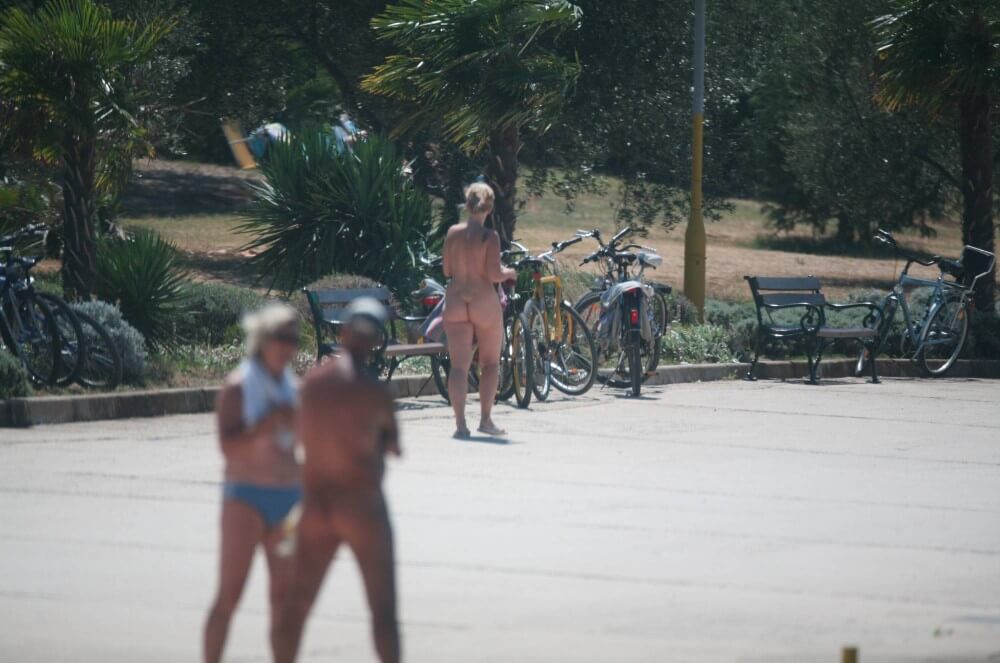 [NwDL] FKK Resort Assortment pics