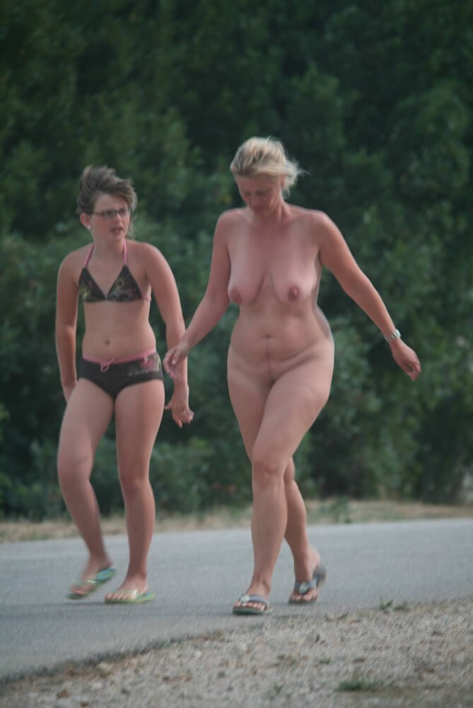 [NwDL] Cove FKK Visitor Grounds pics