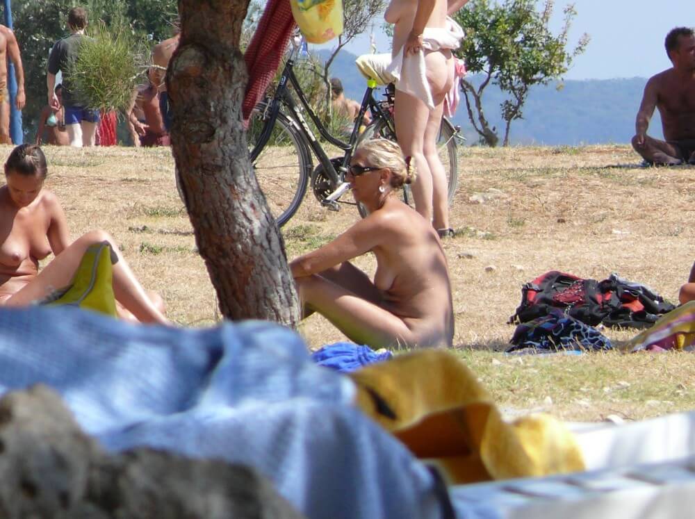 [NwDL] Ula FKK Shore Perspective pics