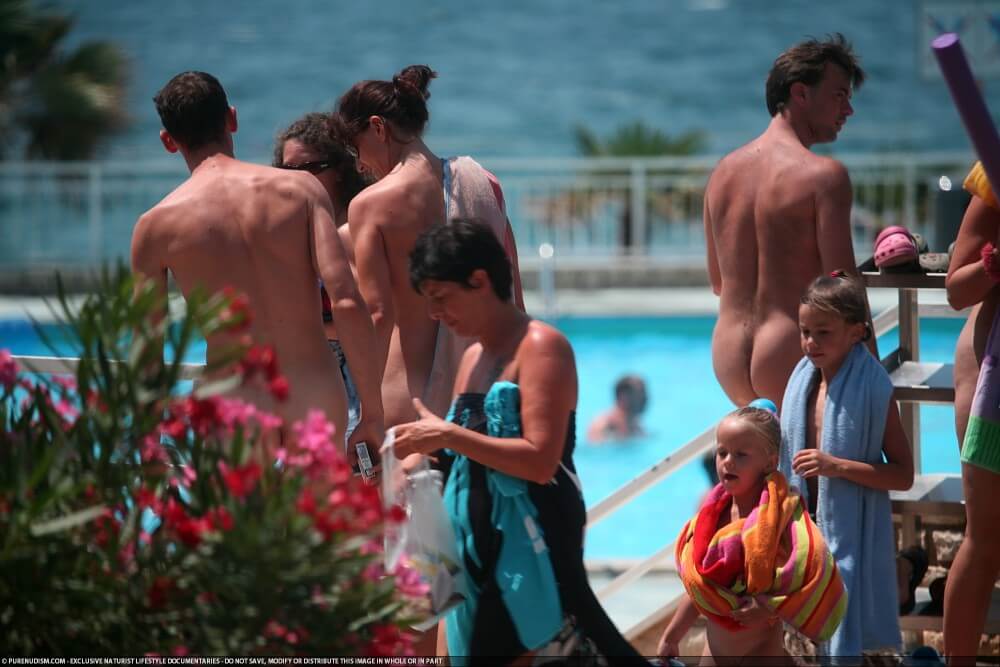 [NwDL] Naturism photo gallery # 66