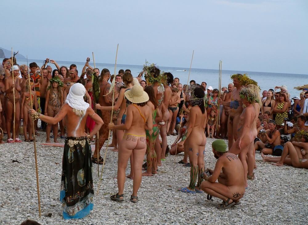 [NwDL] Naturist Party Mega Bash pics